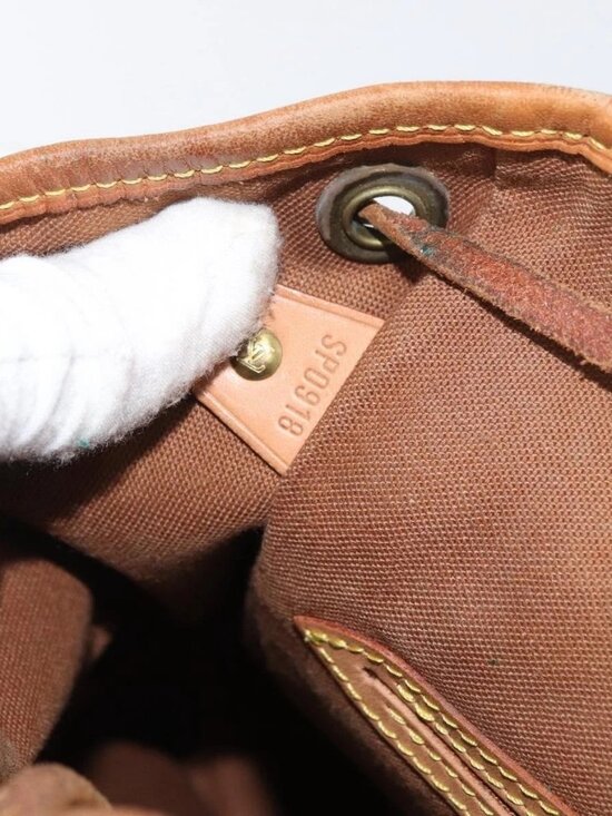 LOUIS VUITTON Monogram Montsouris MM Backpack M51136 LV Auth 179123 main image 10